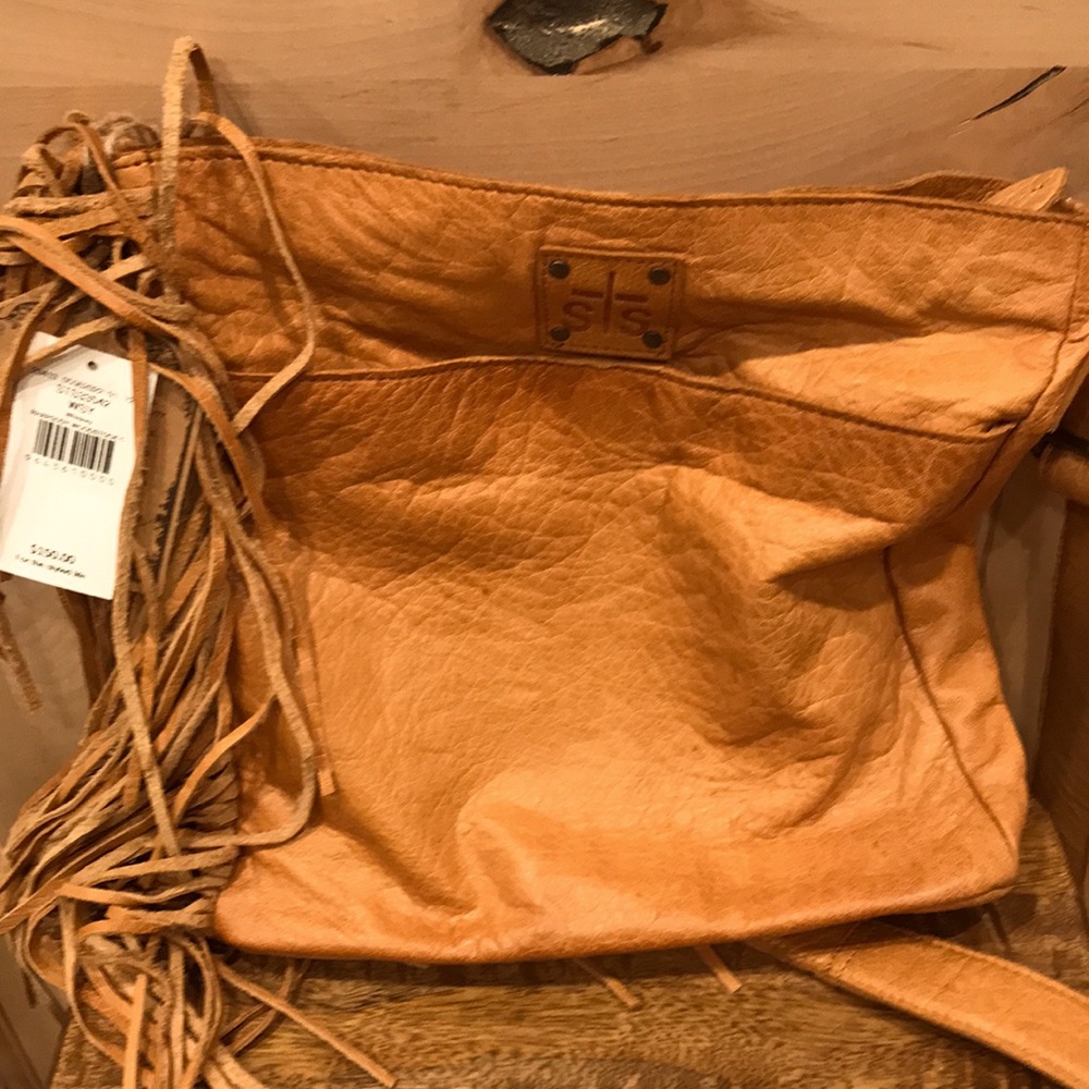 Beautiful crossbody leather bag! STS Ranchwear Rhapsody Woodstock Crossbody
